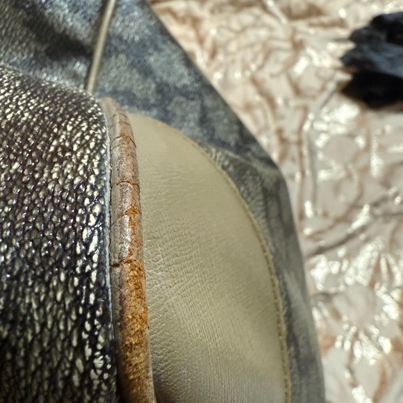 YSL Gray and Tan Travel Bag - Picture 16 of 16